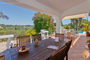 Terrasse-Ferienwohnung