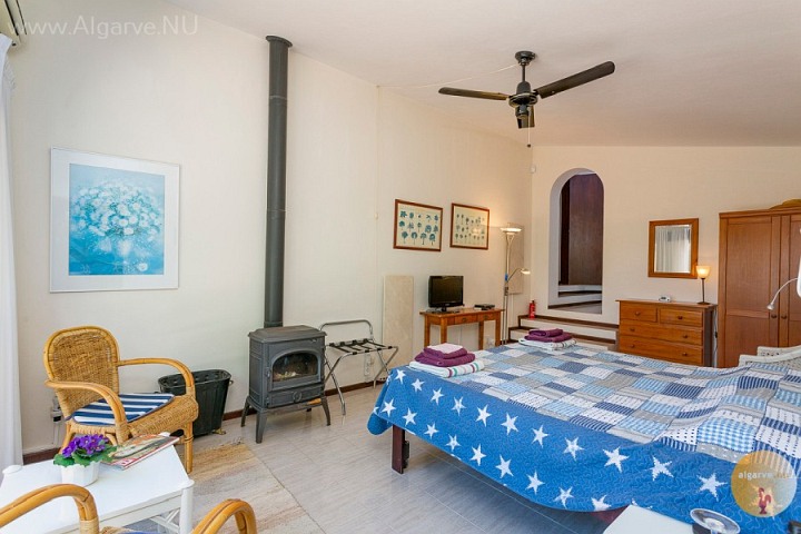 Hauptschlafzimmer-Ferienwohnung-Vila-Maria