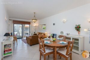 Aurora-Mar-207-Wohnzimmer